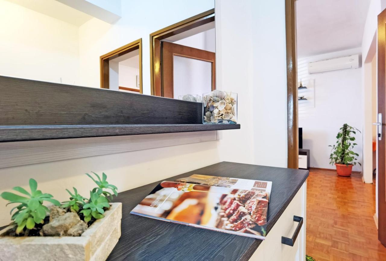 Apartman Danijela Водице Екстериор снимка